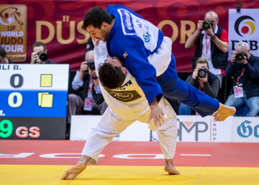 Artes Marciais (MMA)